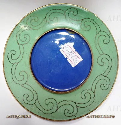 Розетка клуазоне "Синие цветы". Медь, эмаль. Сер. ХХ века. Китай. №19627.5